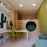 Modern And Comfortable Apartment