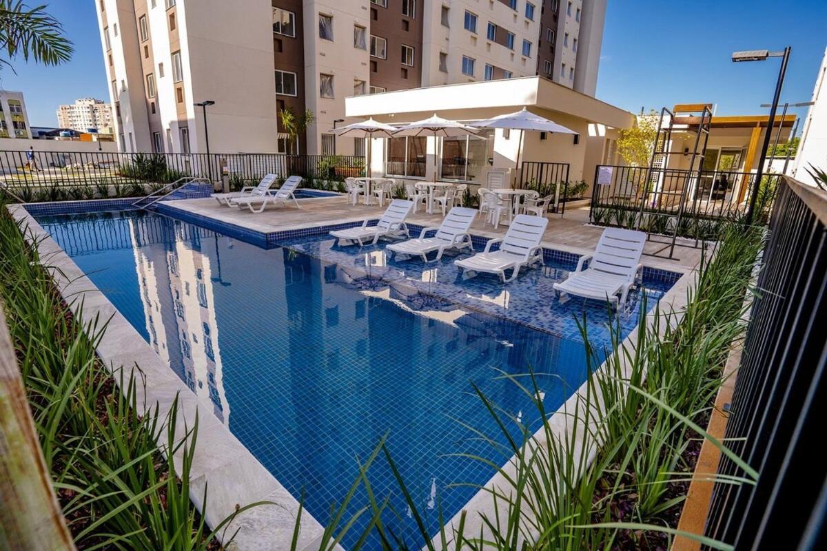Modern And Comfortable Apartamento